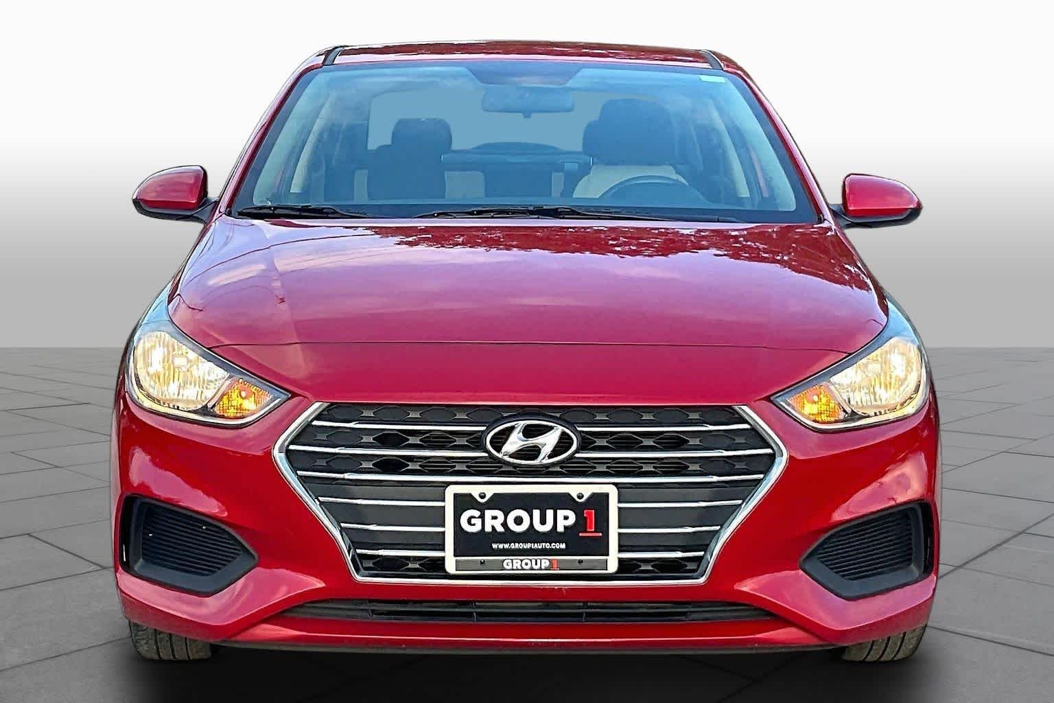 Pre-Owned 2022 Hyundai Accent SE