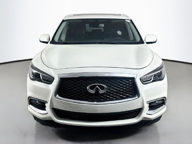 Used 2019 Majestic White INFINITI PURE image 2