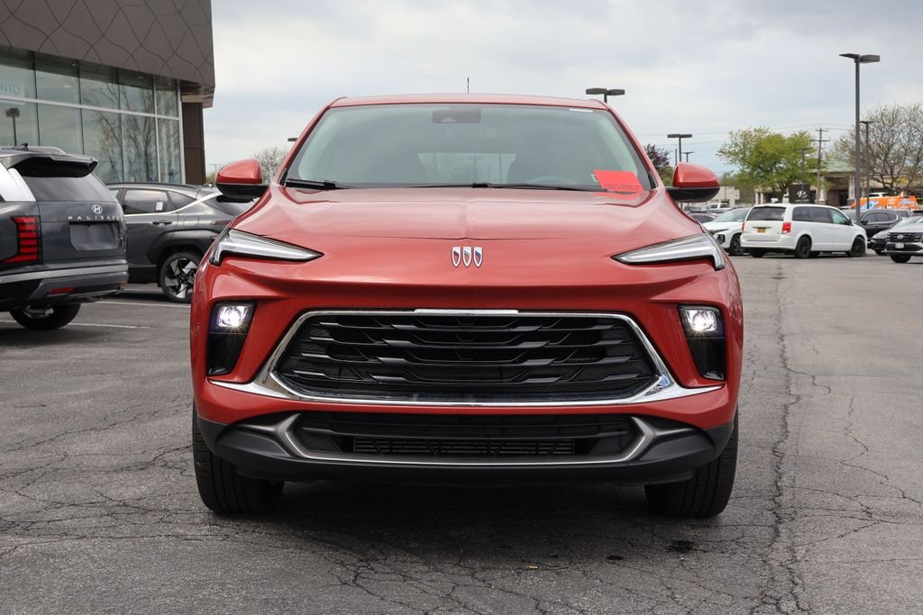 Used 2024 Red Buick Preferred image 3