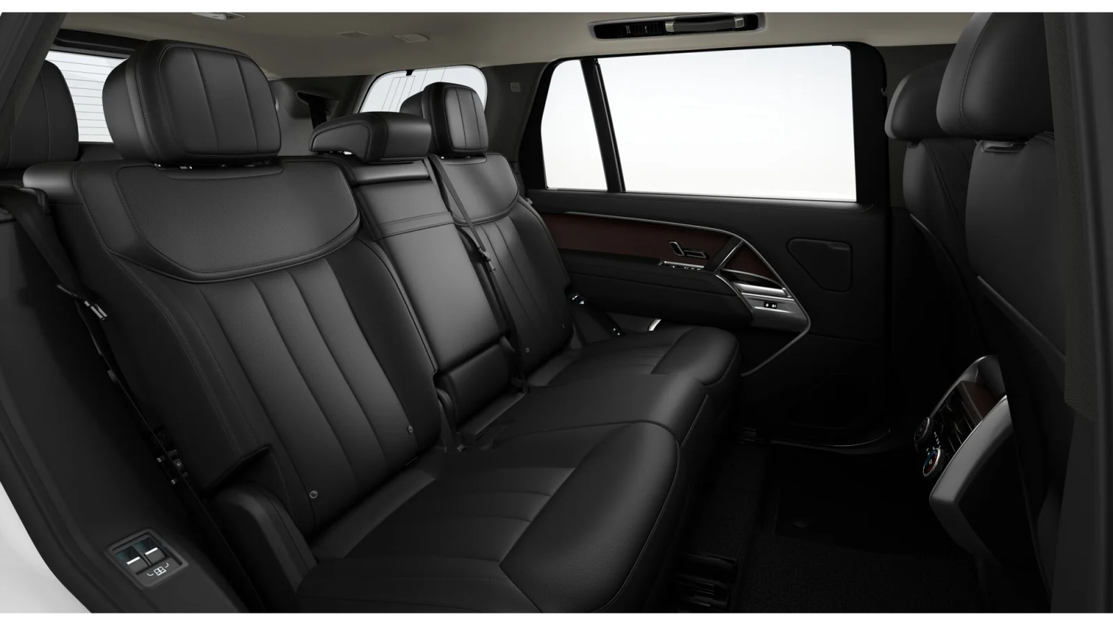 New 2026 Obsidian Black in gloss finish LAND ROVER SE 7 Seats 400PS image 7
