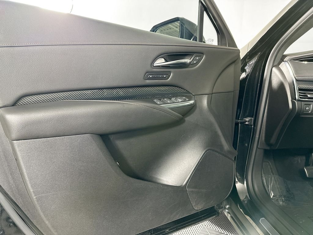 Used 2019 Stellar Black Metallic Cadillac Sport image 21