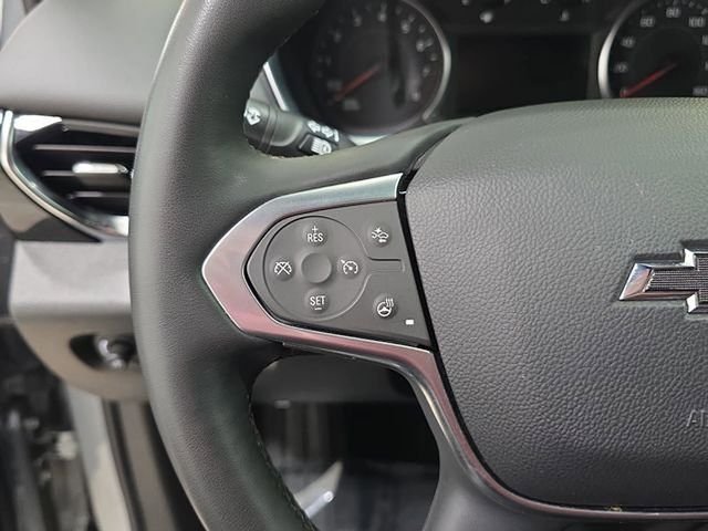 Used 2023 Gray Chevrolet RS image 17