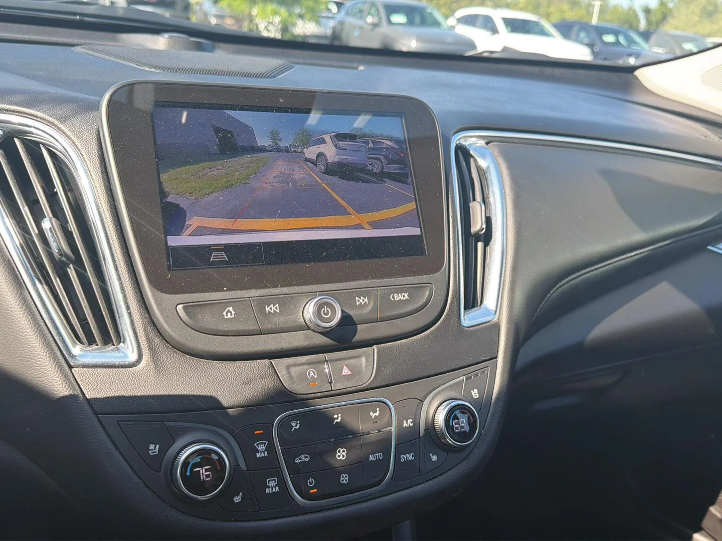 Used 2024 Summit White Chevrolet LT image 13