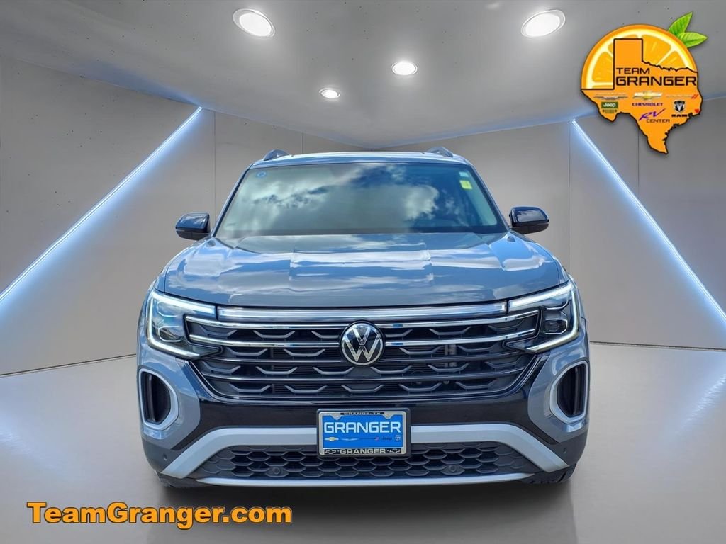Used 2024 Gray Volkswagen 2.0T Peak Edition SE w/Technology image 5