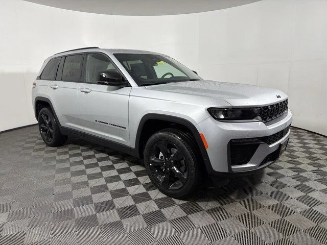 New 2026 Silver Jeep Limited image 1