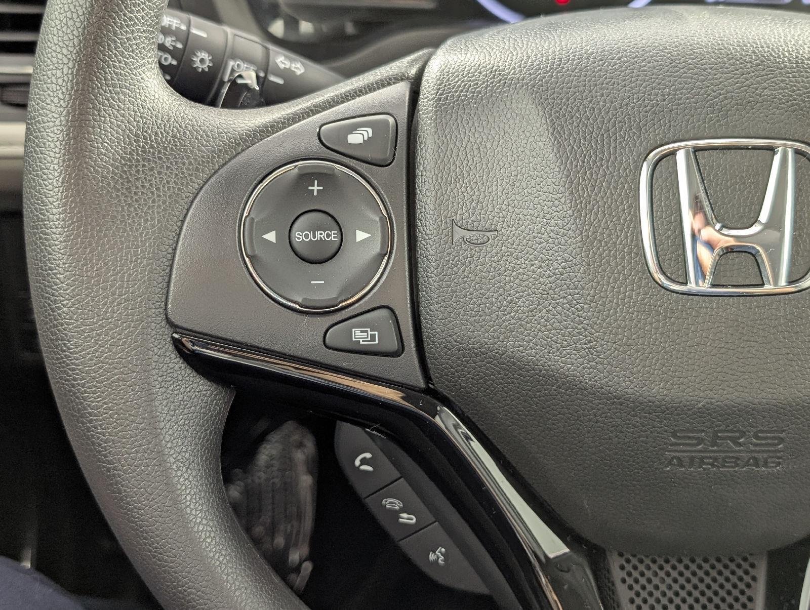 Used 2022 Platinum White Pearl Honda EX image 16