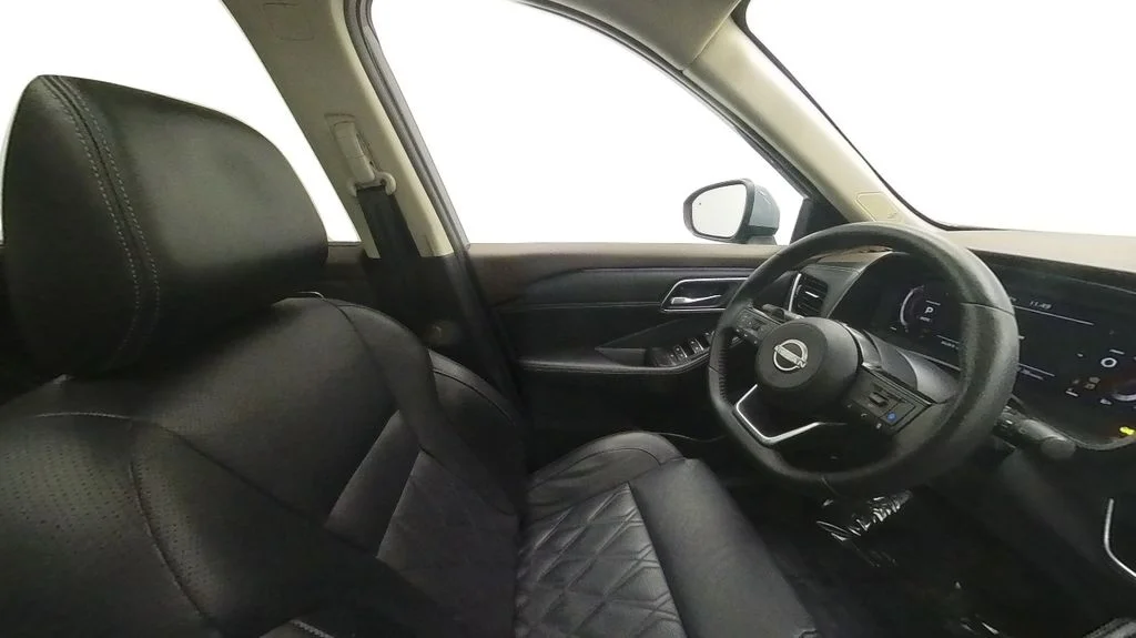 Certified Used 2023 Gray Nissan Platinum image 34