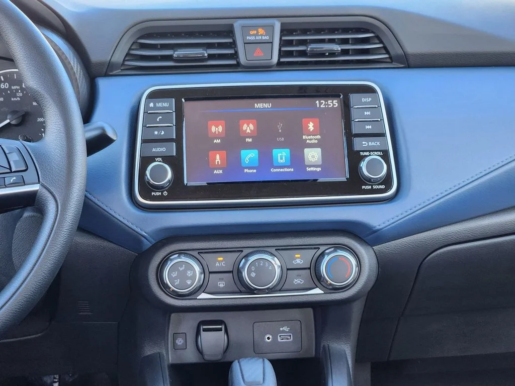 2025 Nissan Versa Sedan SV - Photo 21