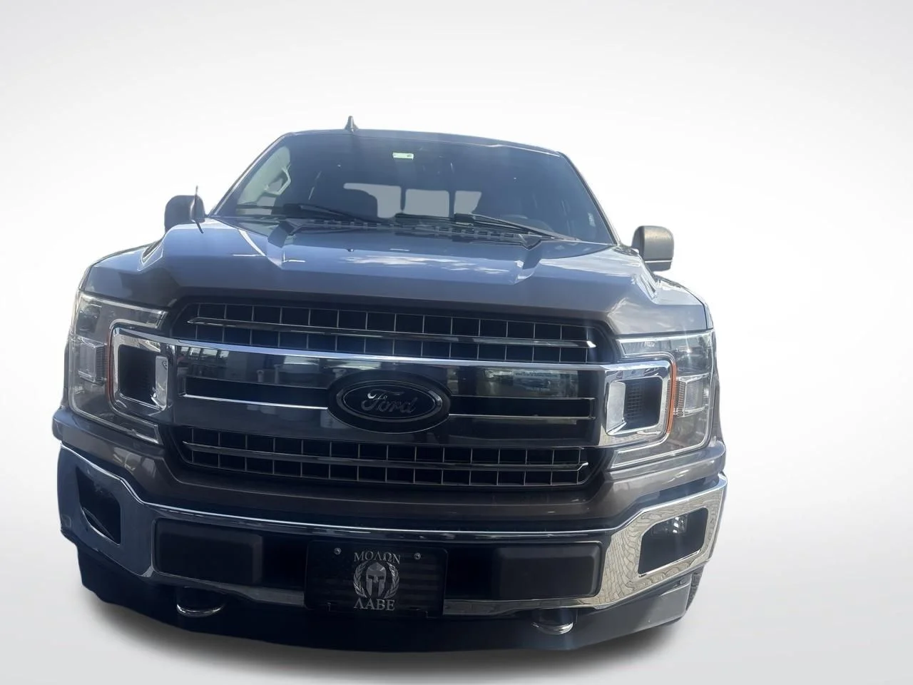 Used 2019 Gray Ford XLT image 3