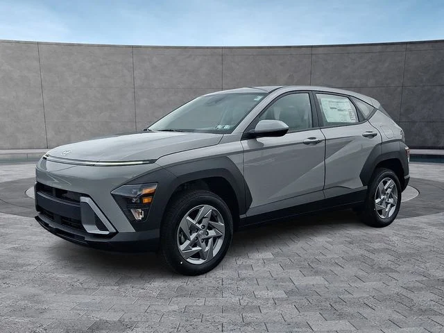 New 2026 Gray Hyundai SE image 3