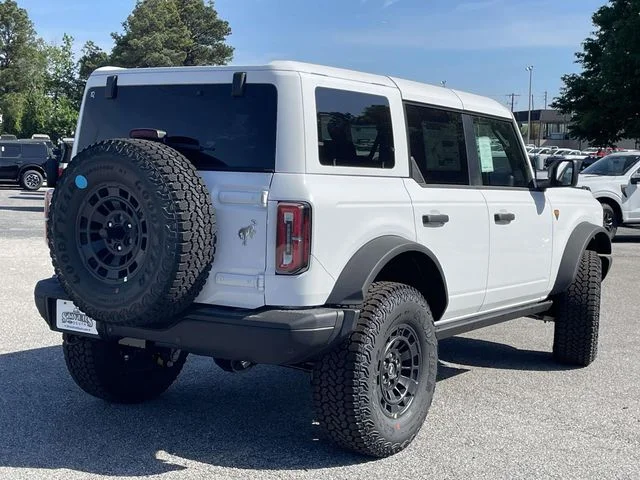 New 2026 White Ford Badlands image 3