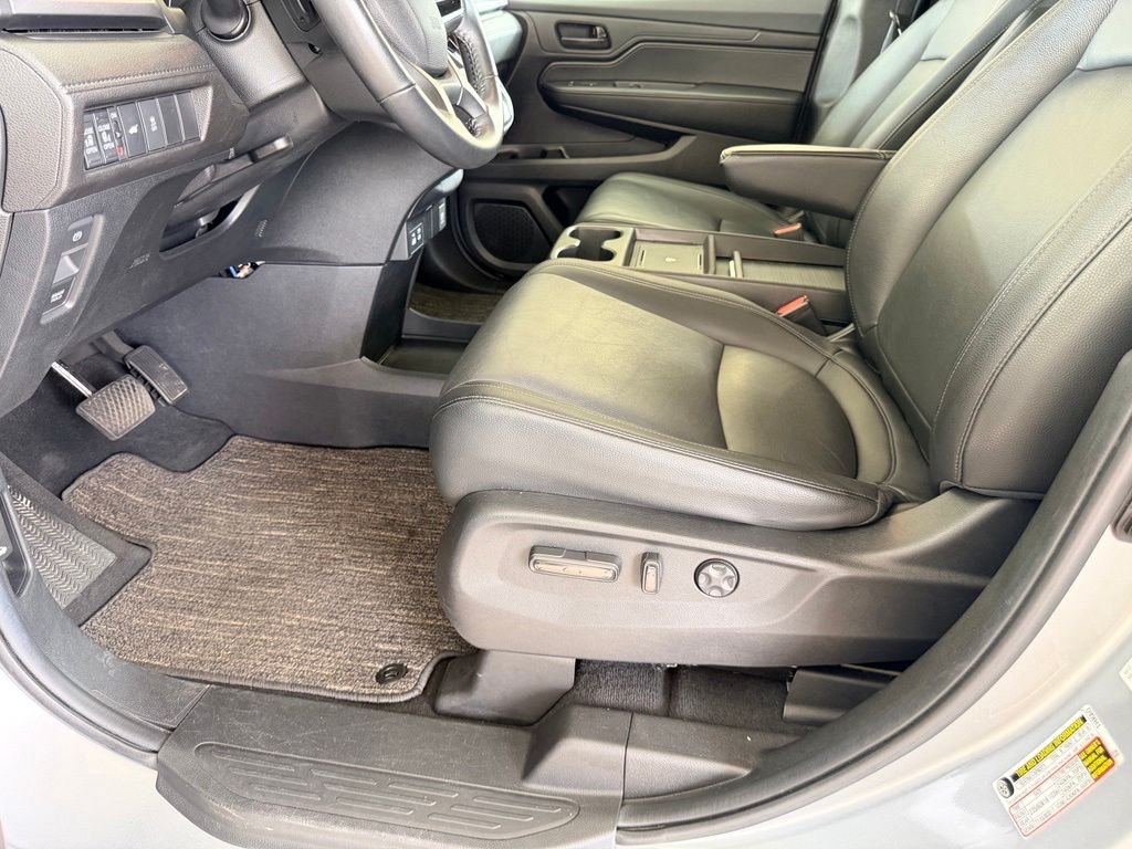 Used 2025 Blue Honda EX-L image 13