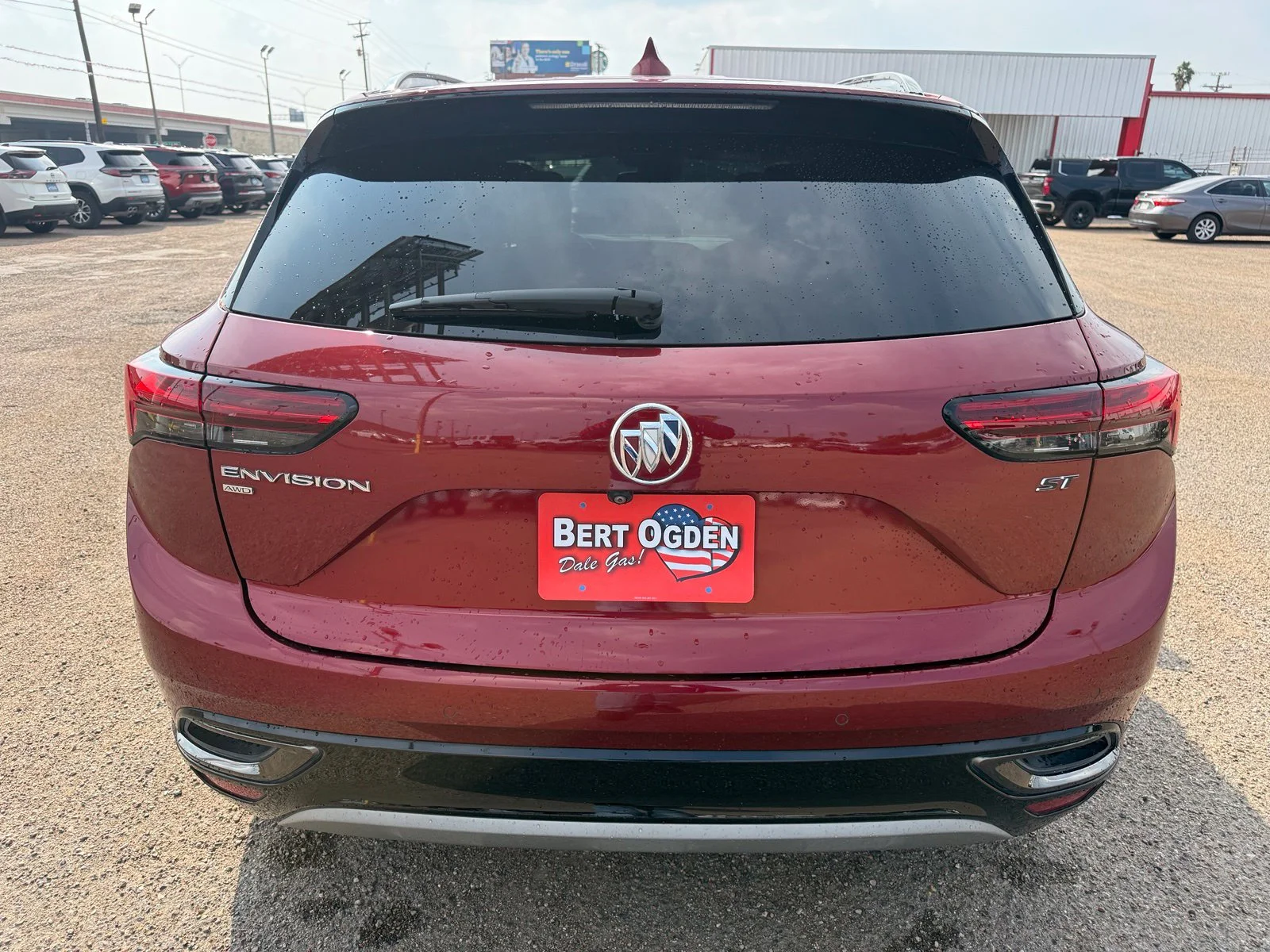 Used 2023  Buick Preferred image 4