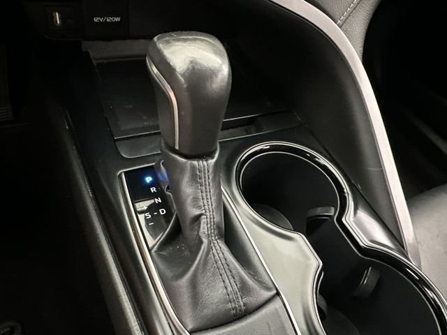 Used 2019 White Toyota SE image 26