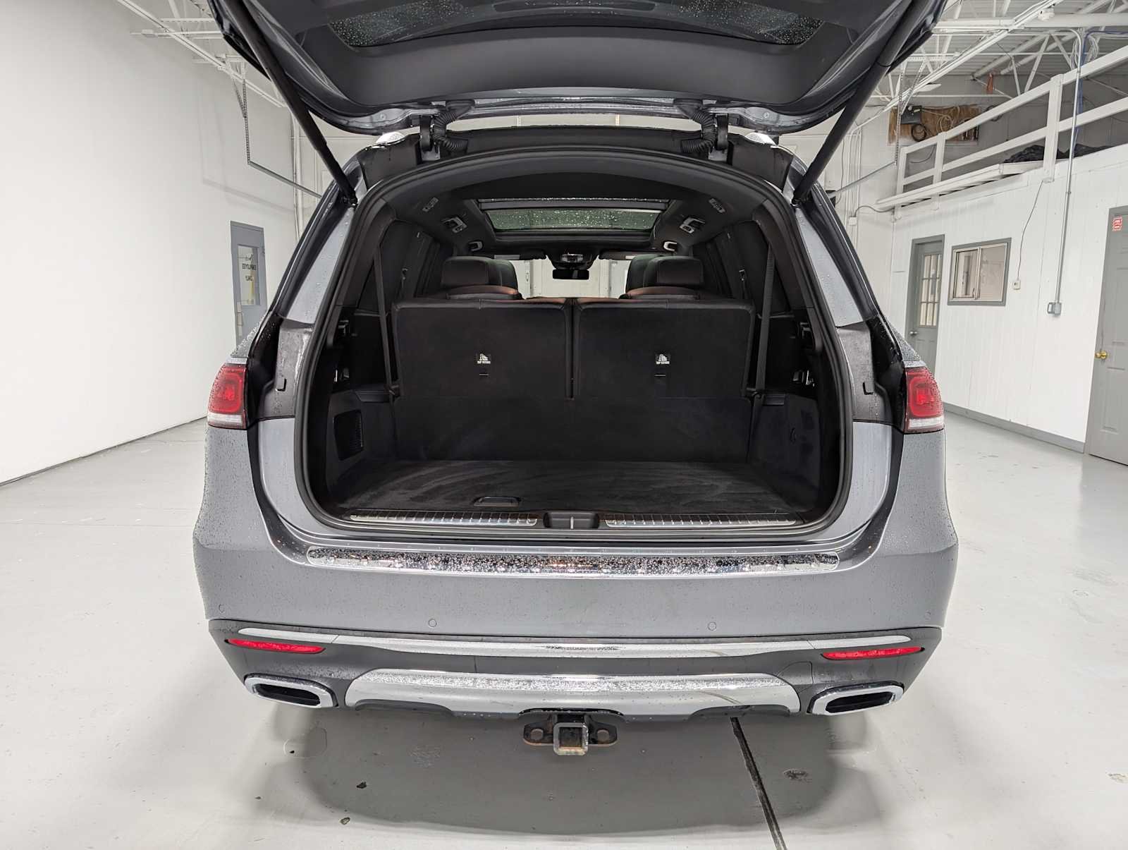 Used 2020 Selenite Grey Metallic Mercedes-Benz GLS 450 image 40