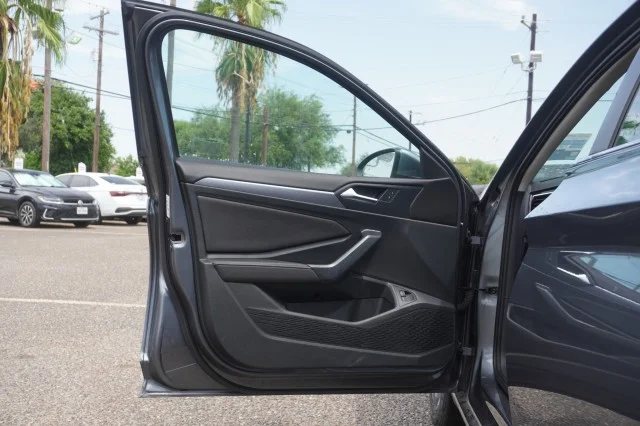 Used 2024 Gray Volkswagen SE image 14