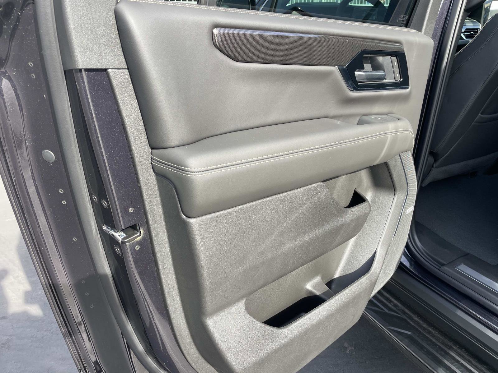 2026 GMC Yukon XL Elevation - Photo 24
