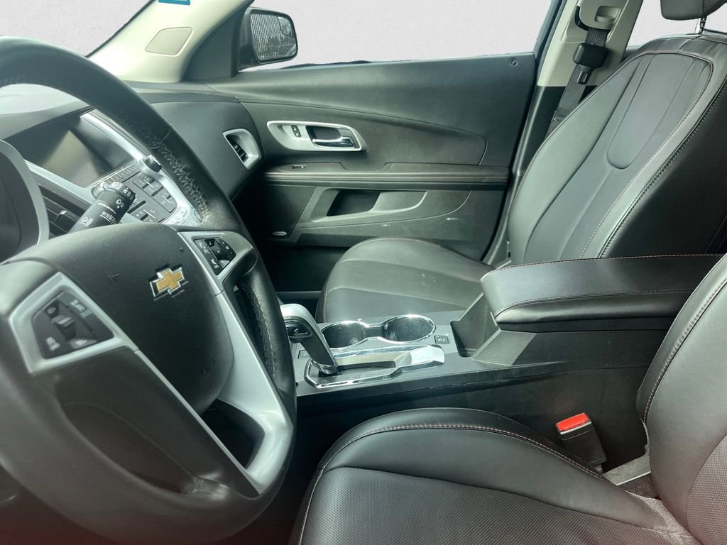 Used 2014 Gray Chevrolet LT image 4