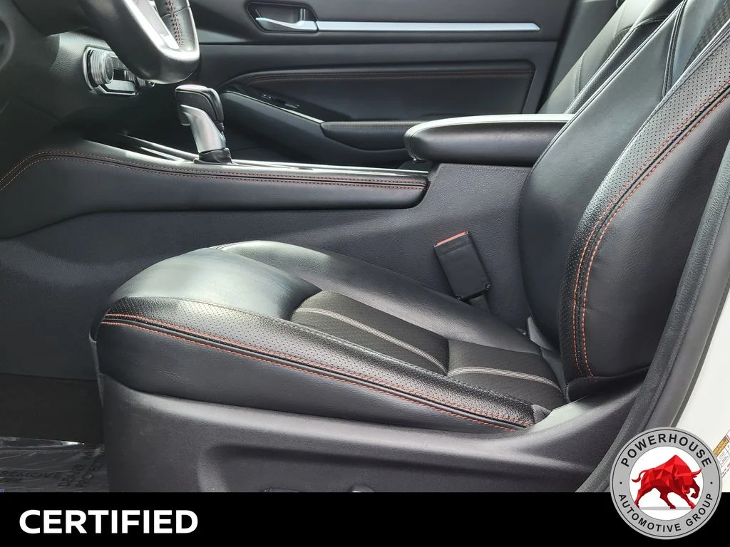 Used 2023 White Nissan 2.5 SR image 23