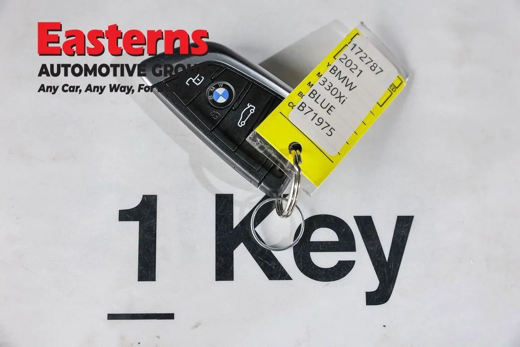 Used 2021 Blue BMW 330i xDrive image 27