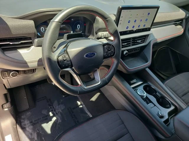 Used 2025 Gray Ford ST-Line image 23