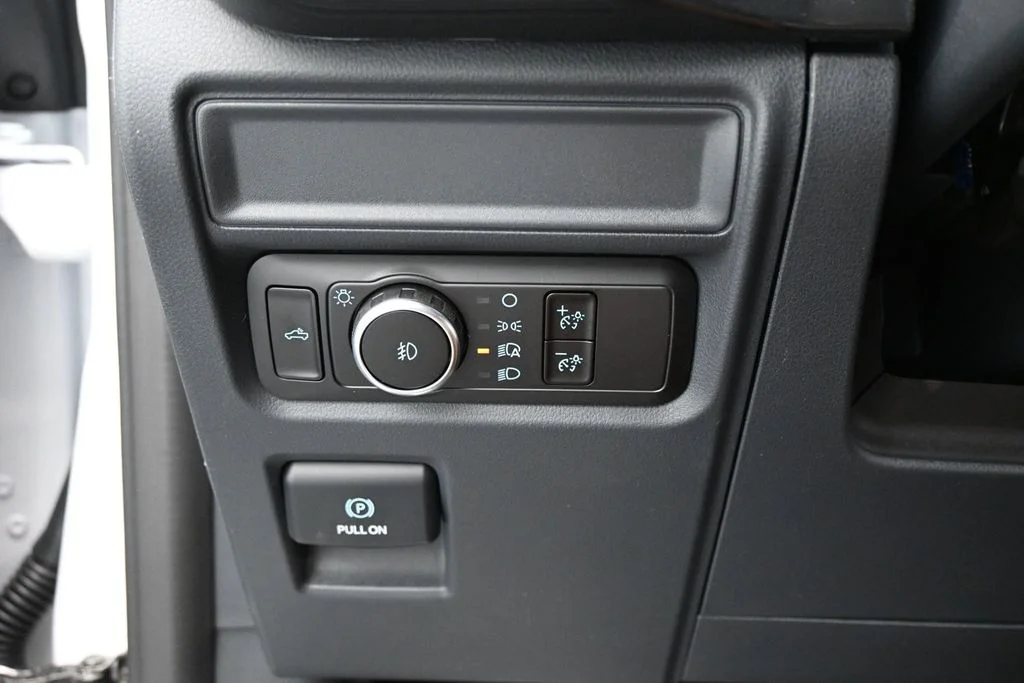 New 2026 Oxford White Ford STX image 11