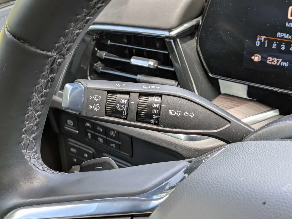 Used 2025 Gray Chevrolet LS image 27
