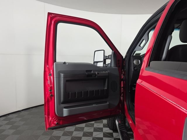 Used 2011 Red Ford XLT image 22