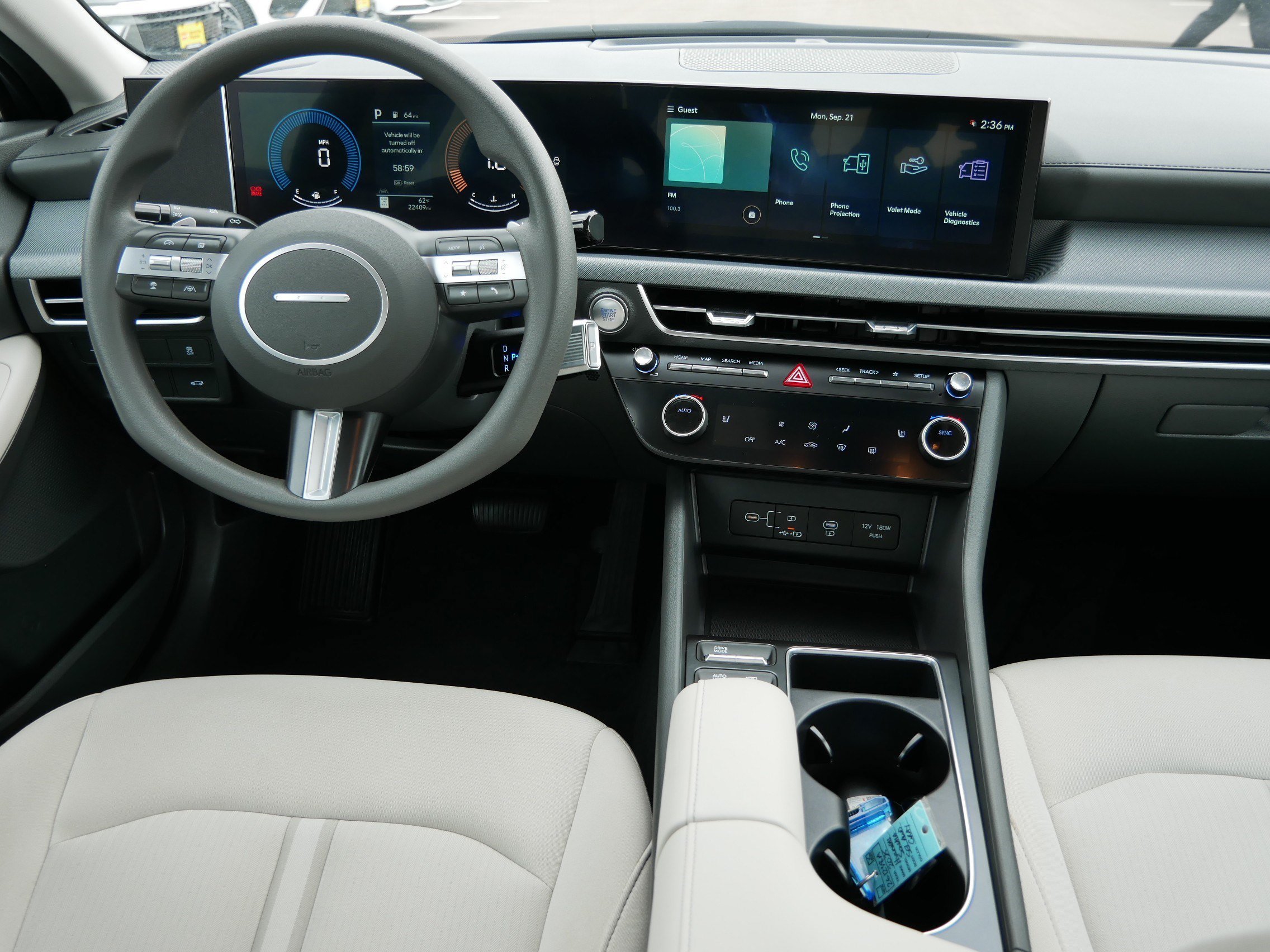 2025 Hyundai Sonata SEL - Photo 10