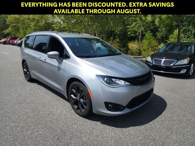 Used 2020 Silver Chrysler Touring L image 1