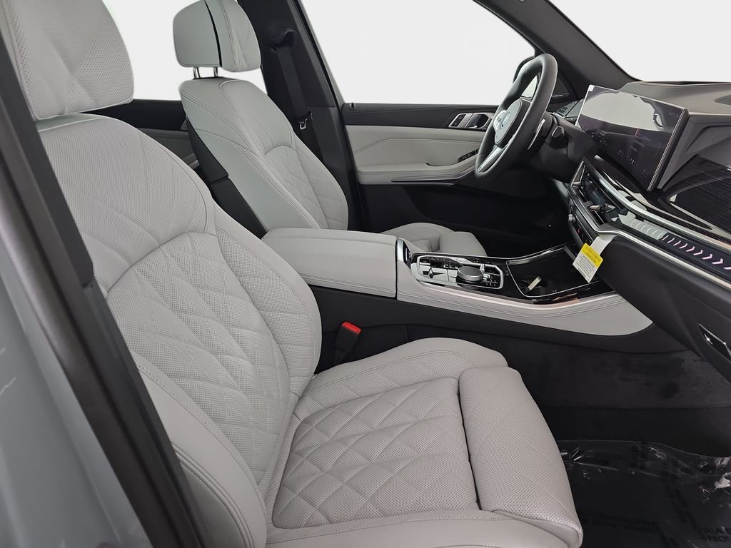New 2026 Brooklyn Grey Metallic BMW xDrive50e image 9