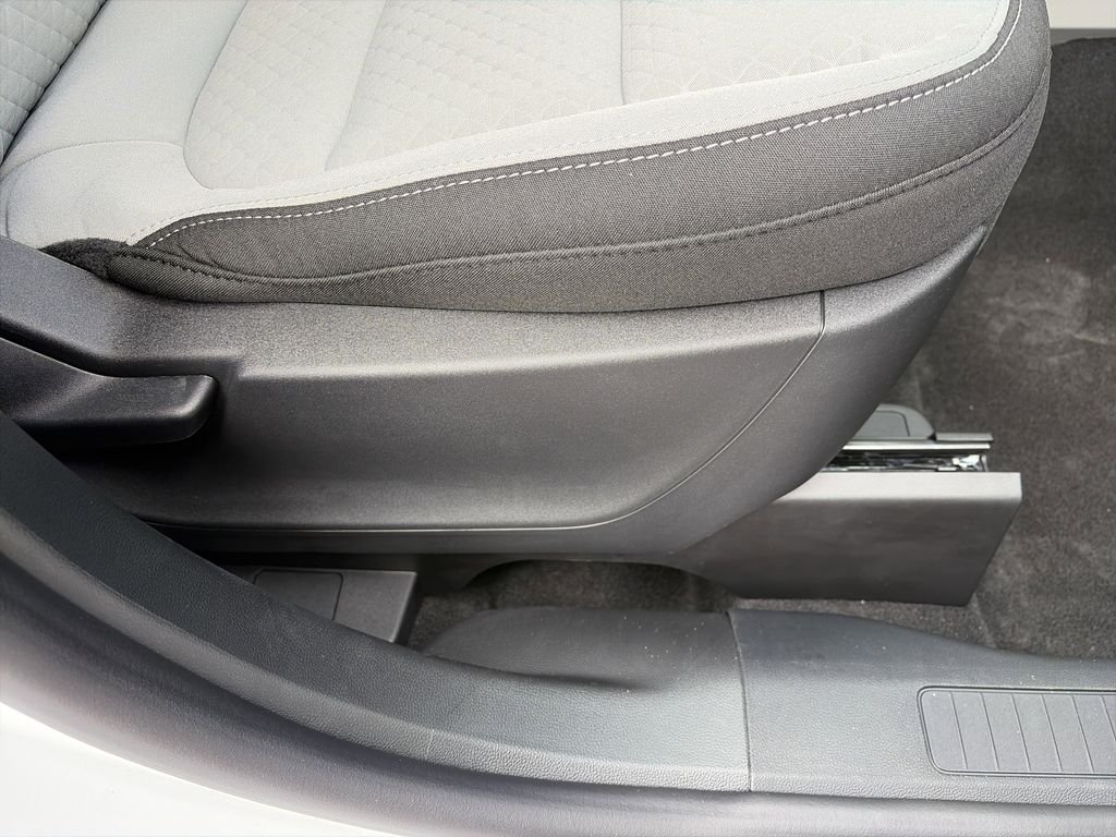 Used 2025 White Ford Active image 33