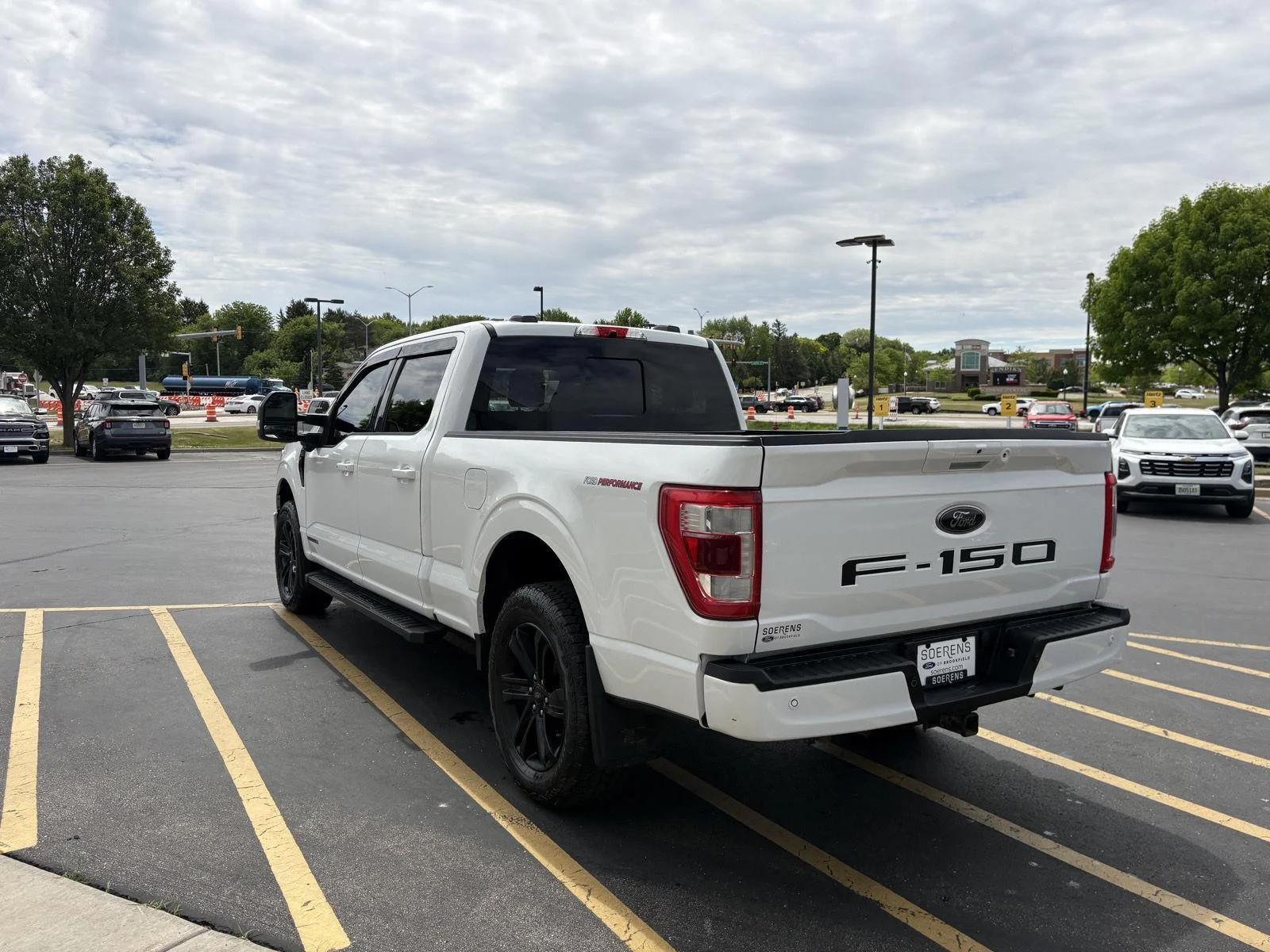 Used 2021 Oxford White Ford LARIAT image 4