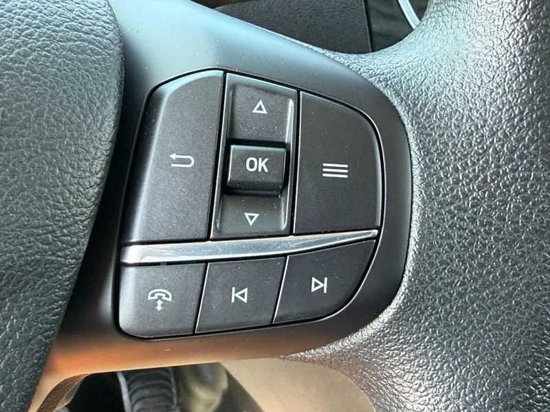 New 2026 Oxford White Ford Low KUV image 14