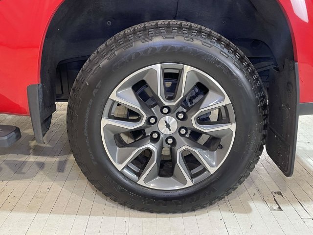 Used 2023 Red Chevrolet RST image 12
