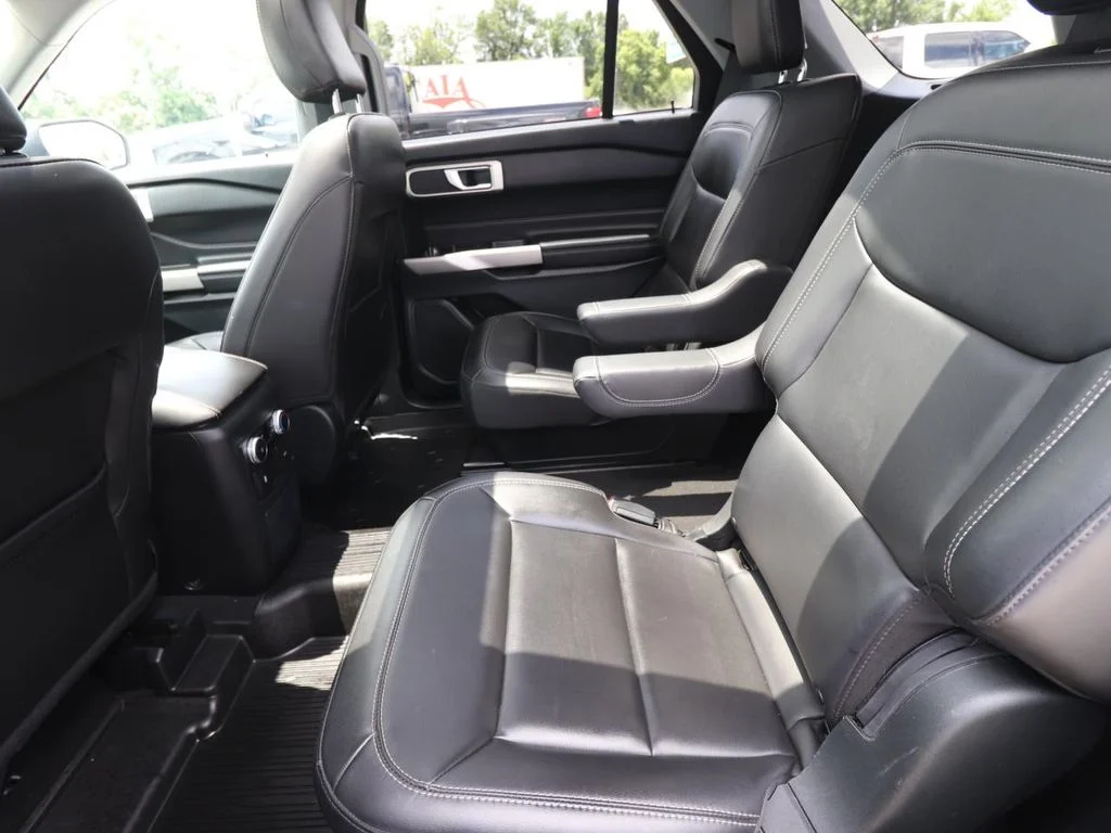 Certified Used 2023 Gray Ford XLT image 14