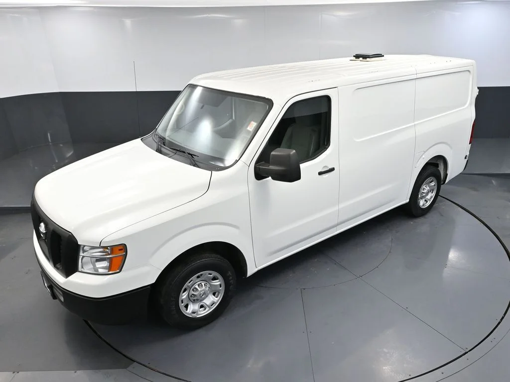 Used 2019 White Nissan SV image 51