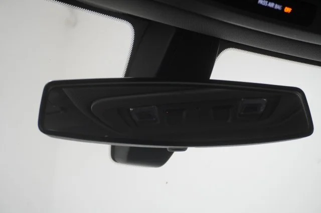 Used 2022 WHITE Chevrolet Custom image 29