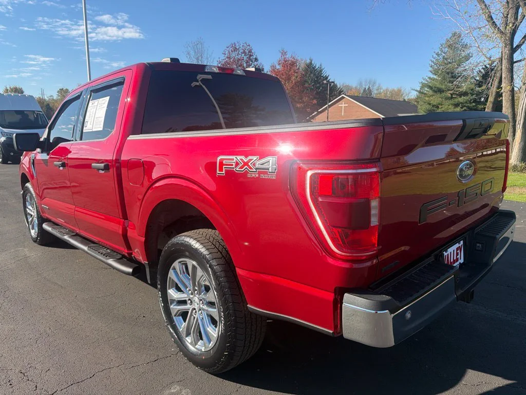 Used 2022 Red Ford XLT image 5