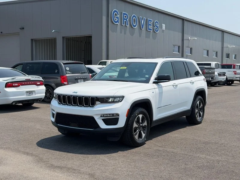Certified Used 2024 Bright White Clearcoat Jeep 4X4 image 2