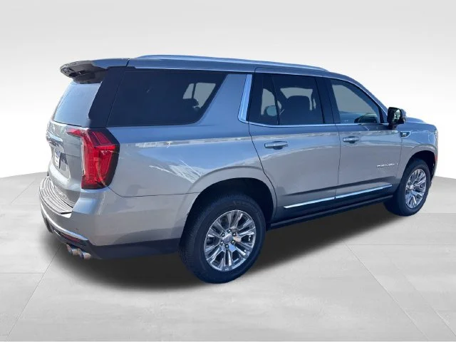 Used 2023 STERLING METALLIC GMC Denali image 6