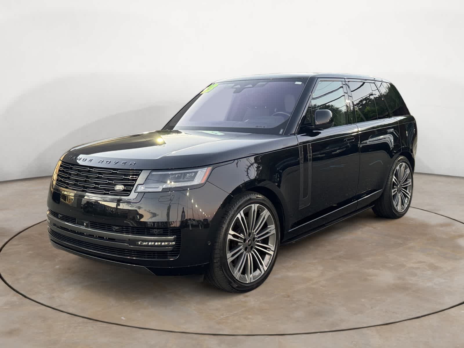 2023 Land Rover Range Rover P530 SWB