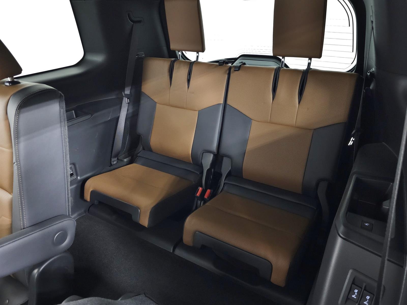 Certified Used 2025 Nebula Lexus LUXURY+ image 44