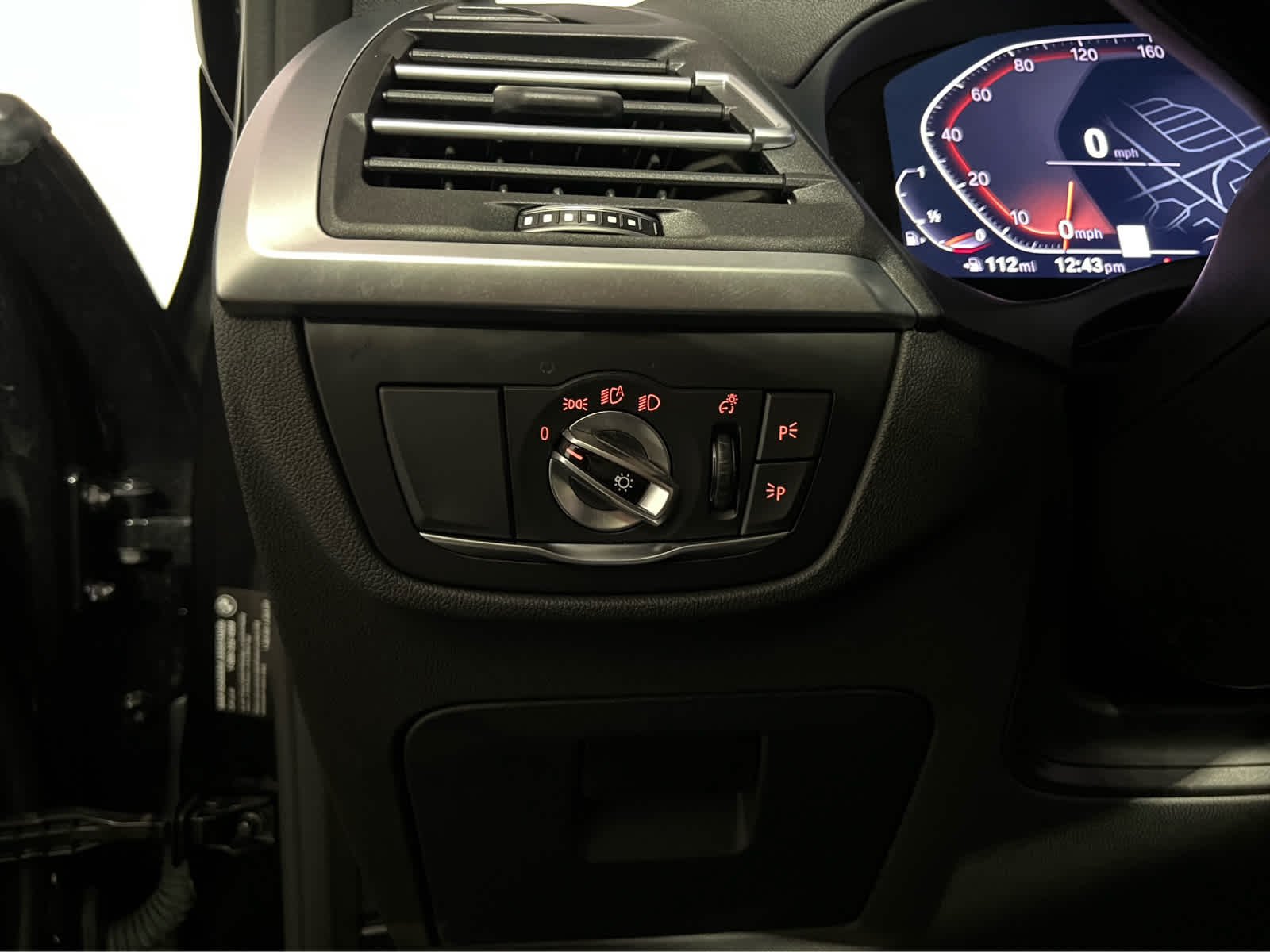 Used 2025 Black Sapphire Metallic BMW xDrive30i image 21