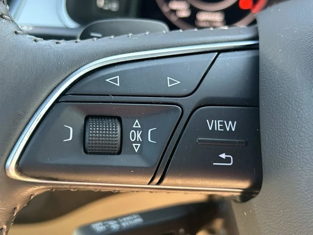 Used 2018  Audi 2.0T Premium Plus image 30