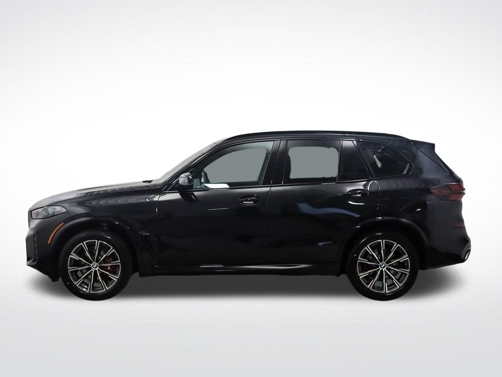 New 2026 Black Sapphire Metallic BMW xDrive40i image 2