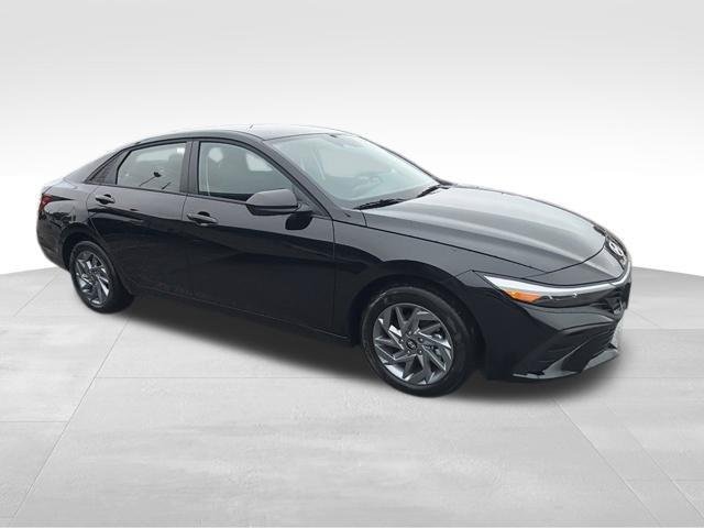 2026 Hyundai Elantra Blue