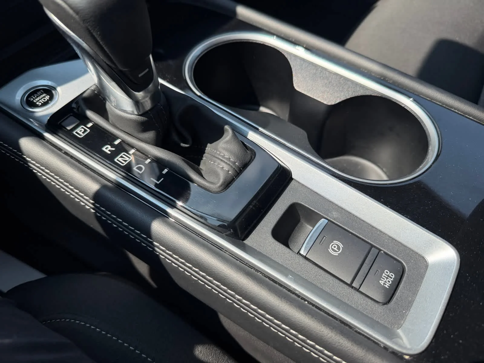 Used 2024 Gun Metallic Nissan 2.5 SV image 30