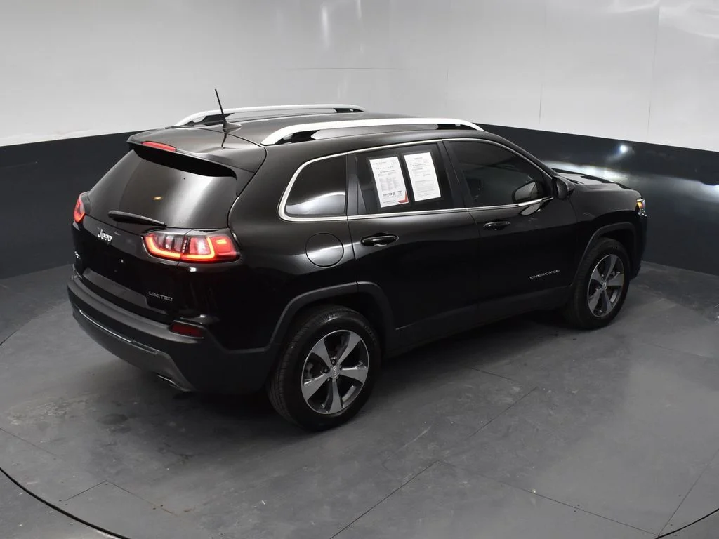 Used 2019 Black Jeep Limited image 37
