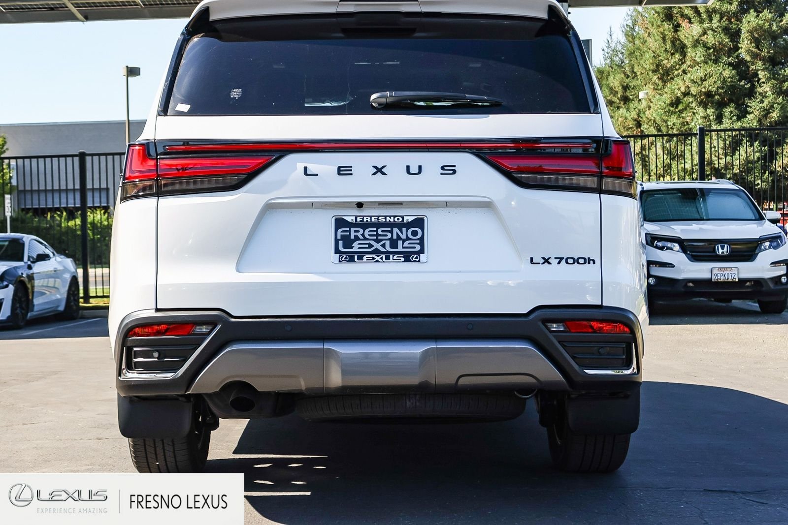 New 2026 Eminent White Pearl Lexus LX 700h LUXURY image 5